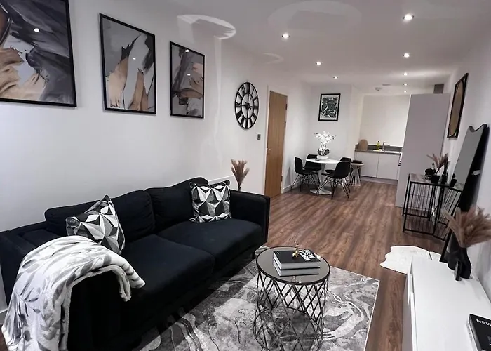 Hadeti Luxury Homes